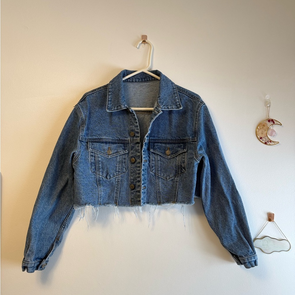 Brandy Melville J. Galt Cropped Denim Jacket